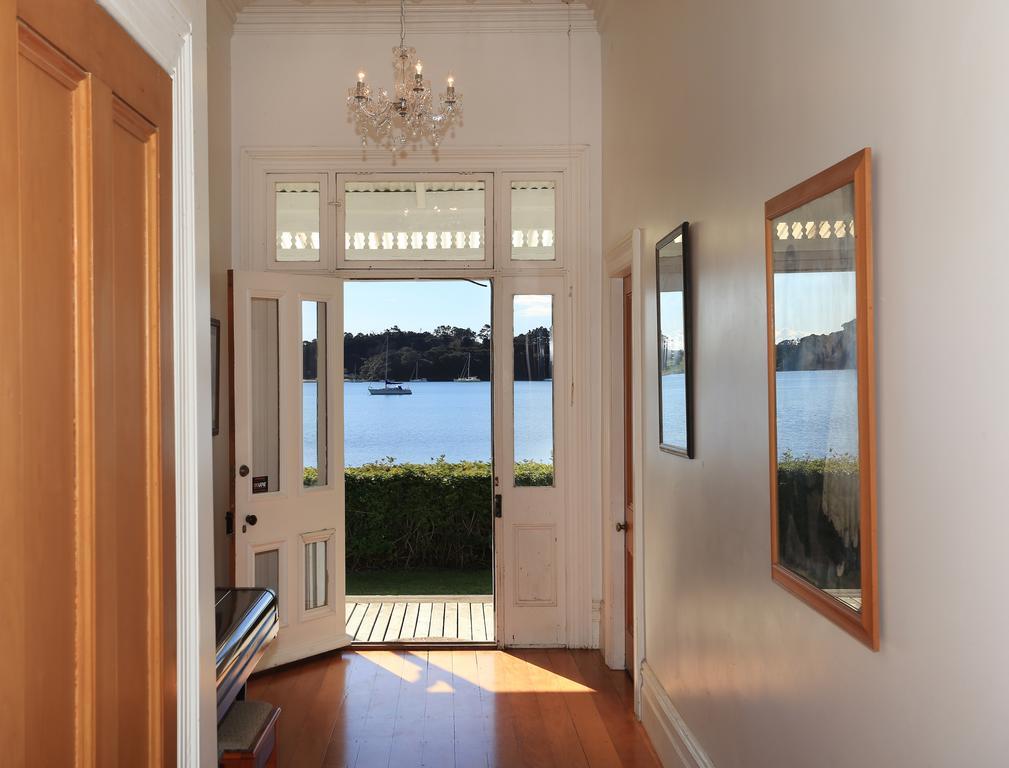 Oakura Bay Villa - Stay Waiheke Te Whau Bay Bagian luar foto