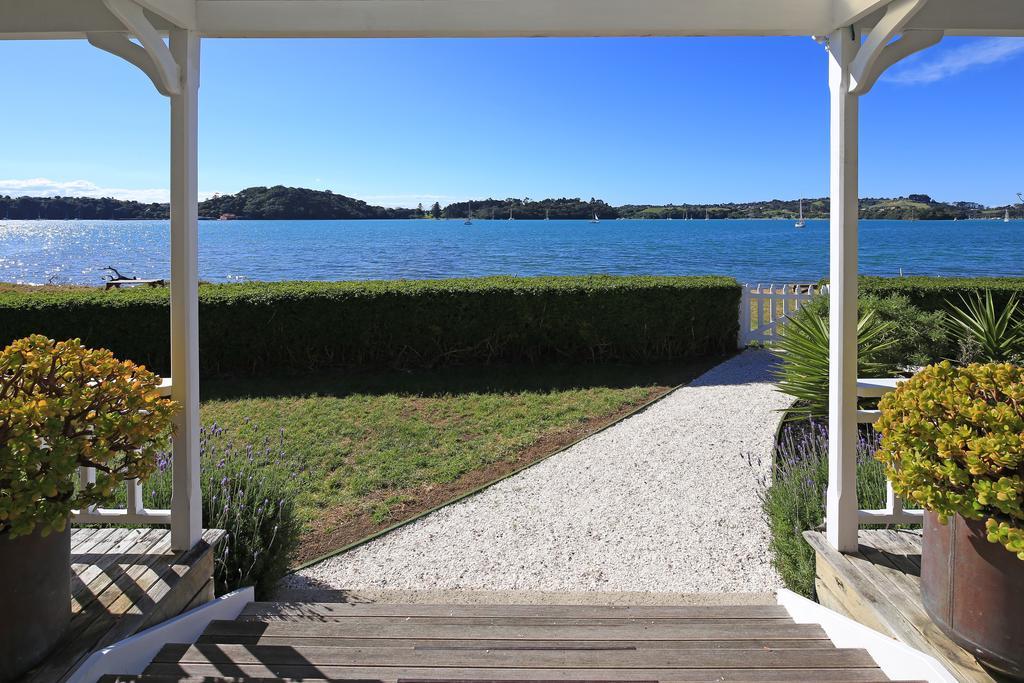 Oakura Bay Villa - Stay Waiheke Te Whau Bay Bagian luar foto