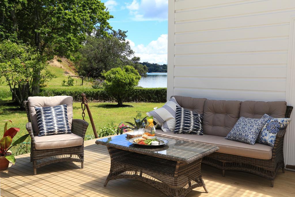 Oakura Bay Villa - Stay Waiheke Te Whau Bay Bagian luar foto